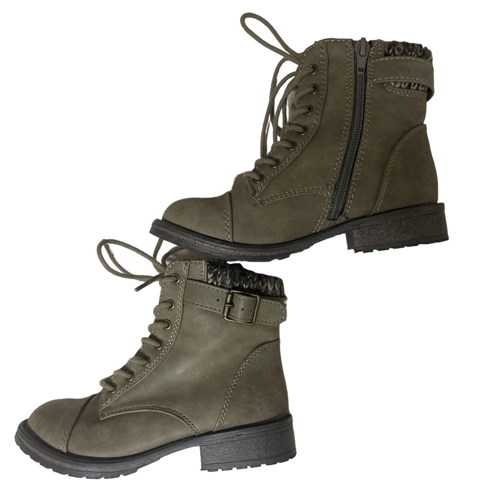 Madden Girl - Girl’s Size 12 JSweaterr Booties - EUC